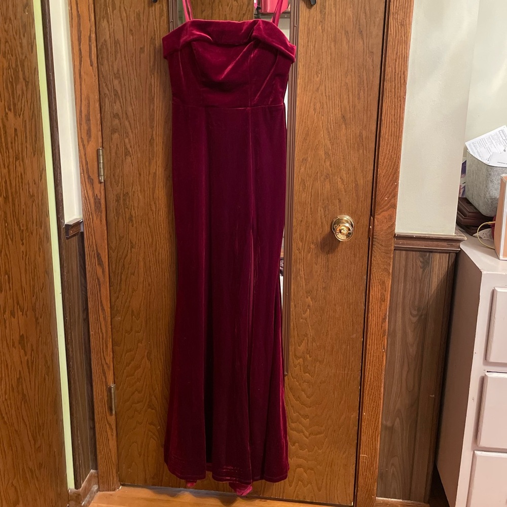 Holiday or prom dress. Maroon velvet slit. Non slip grip along strapless top